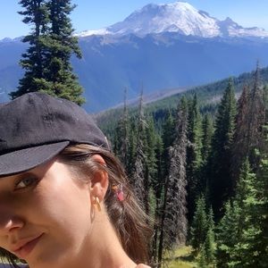 Meet your Posher, Eryn